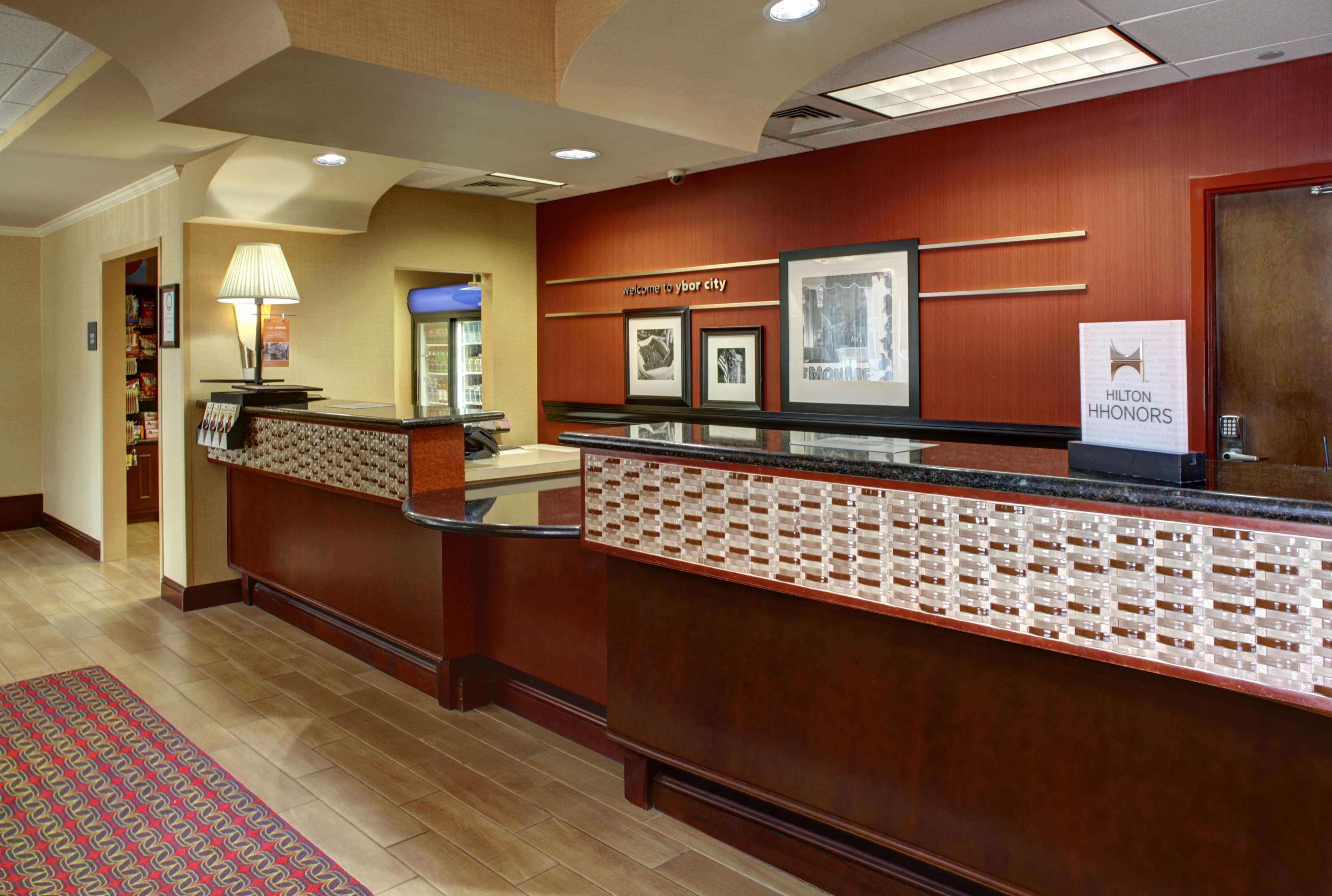 Hampton Inn & Suites Tampa Ybor City Downtown Exteriör bild