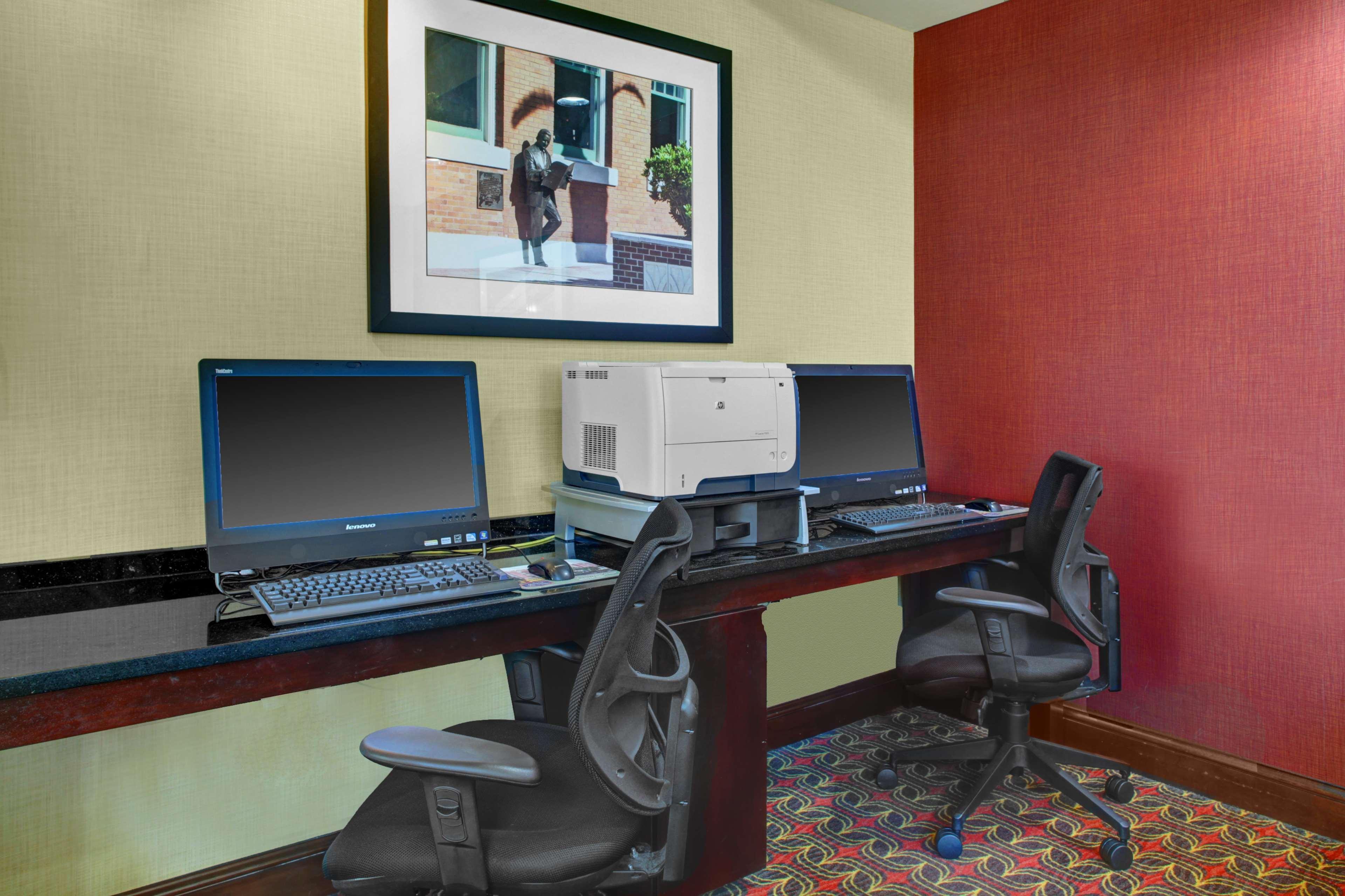 Hampton Inn & Suites Tampa Ybor City Downtown Exteriör bild