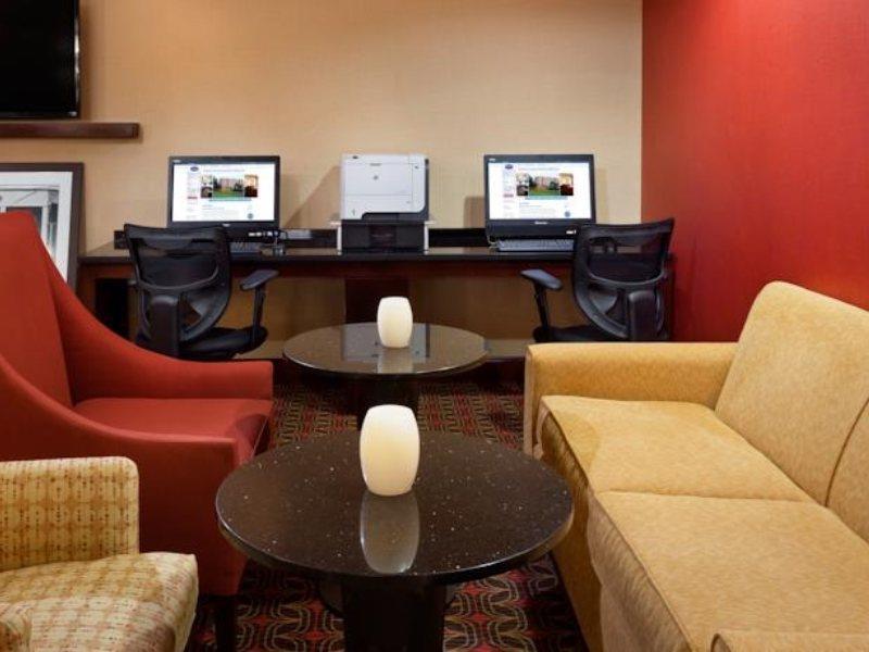 Hampton Inn & Suites Tampa Ybor City Downtown Exteriör bild