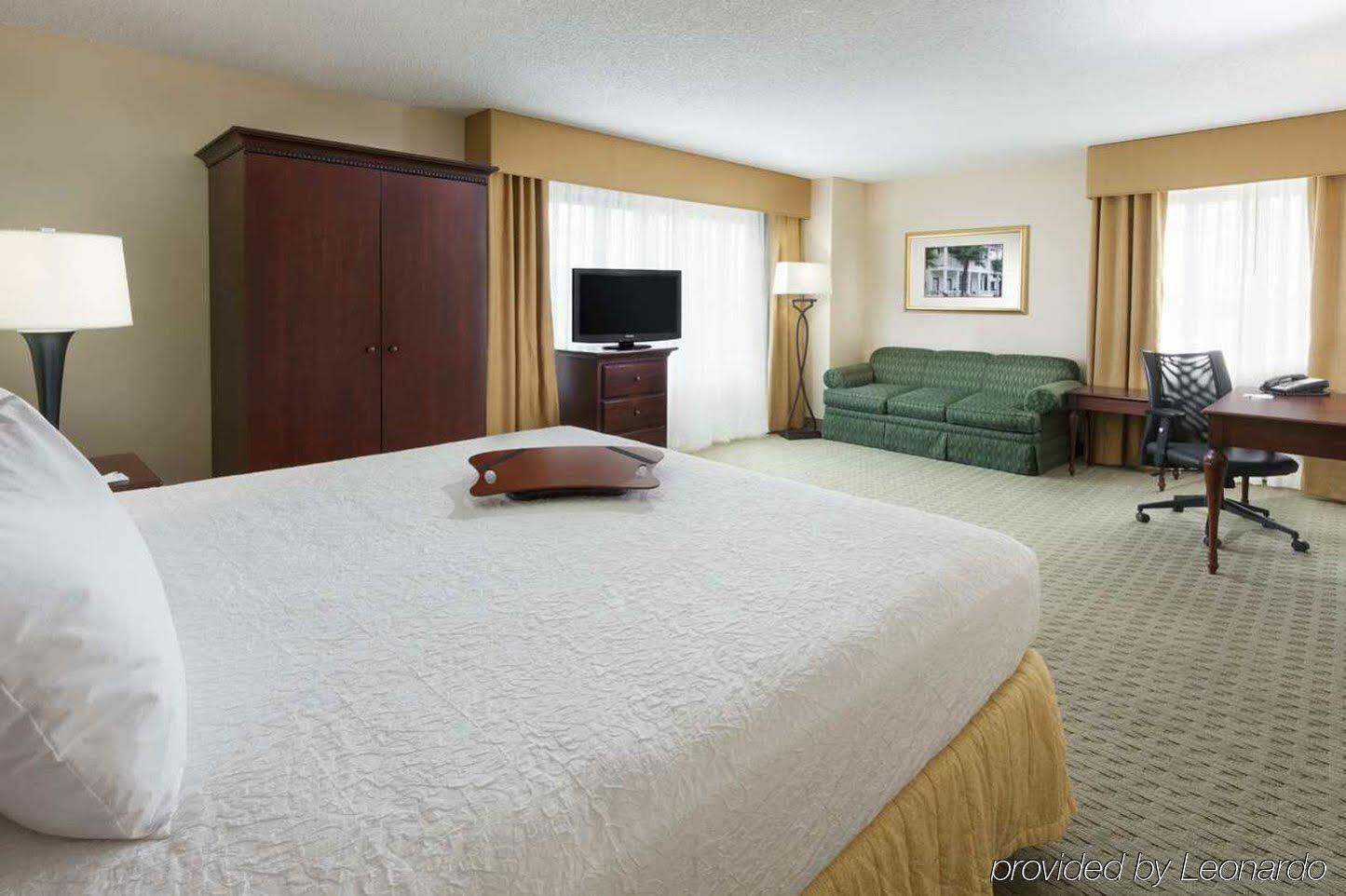 Hampton Inn & Suites Tampa Ybor City Downtown Exteriör bild